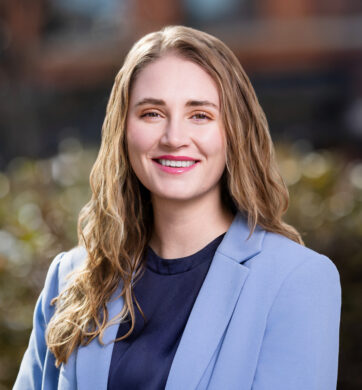 Profile Headshot Photo of Kenna Blaney